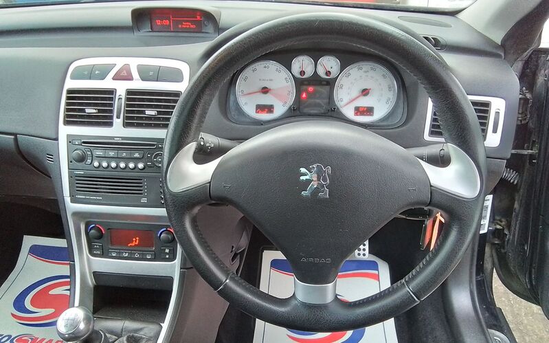 PEUGEOT 307